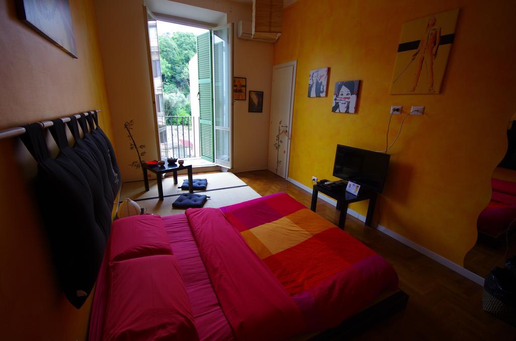 Movie Guesthouse Rom Exteriör bild